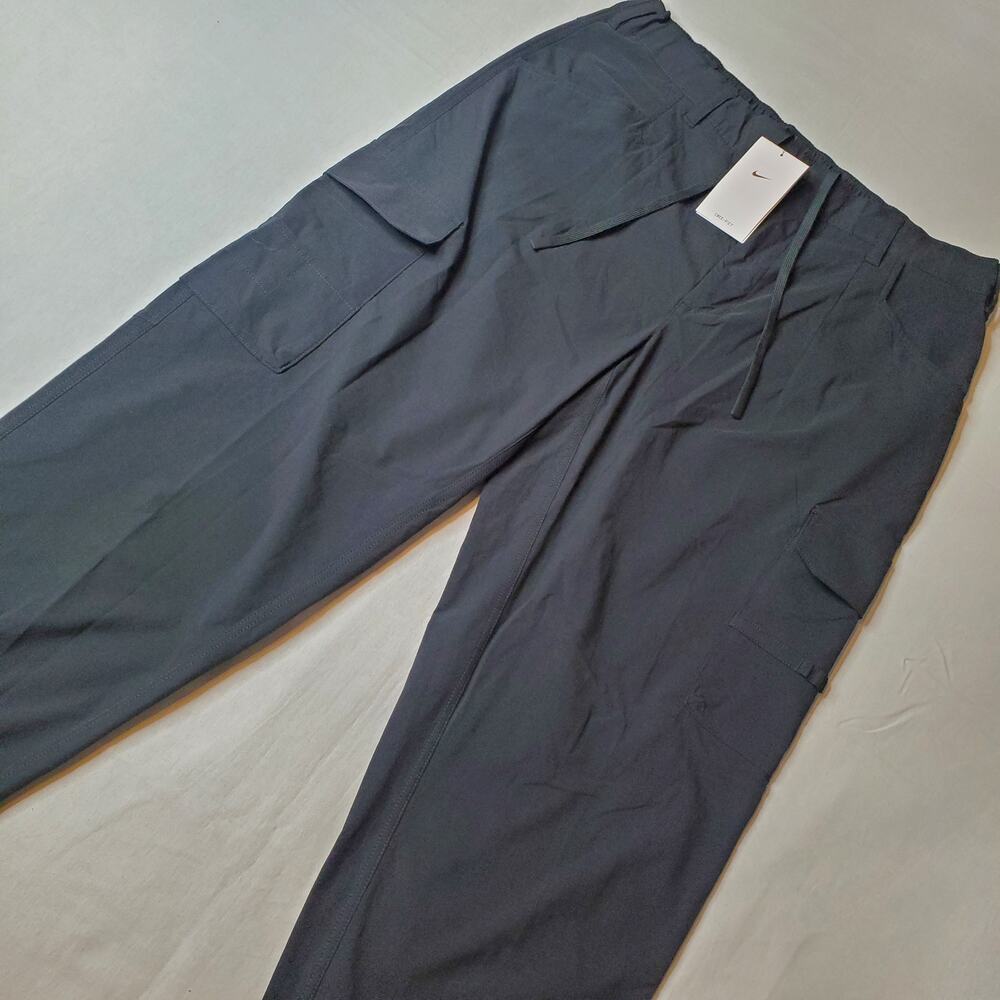 Nike Men's Size L NWT Fairway Fresh Dri-Fit Loose Golf Pant Black 1B0658